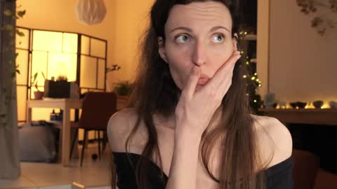 Snapshot of yulladao chatting on December 2, 4:20 pm yulla dao online show from December 2, 4:20 pm