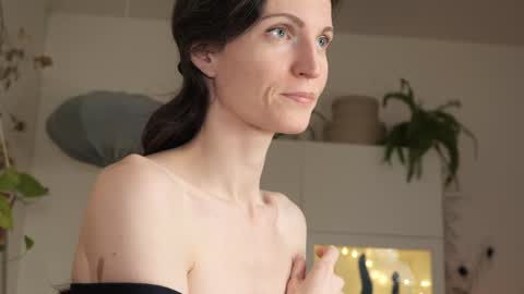 Snapshot of yulladao chatting on February 7, 11:12 am yulla dao online show from February 7, 11:12 am