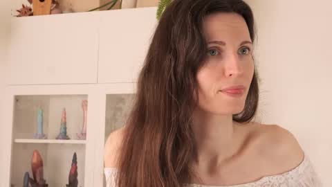 Snapshot of yulladao chatting on February 16, 10:21 am yulla dao online show from February 16, 10:21 am