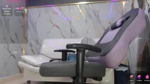 Snowflake online show from December 21, 3:02 am