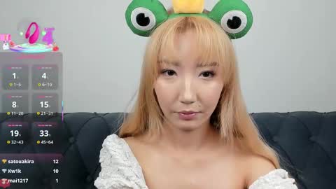 Snapshot of yume_ko chatting on September 15, 8:31 pm yume_ko online show from September 15, 8:31 pm
