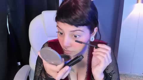 YUMEKO  online show from December 5, 7:32 pm