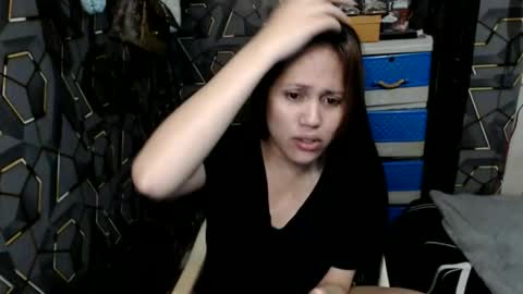 yumi online show from February 20, 1:46 am