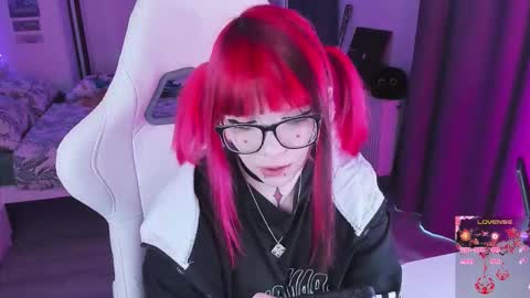 Snapshot of yumi_youkai chatting on October 19, 9:32 am Yumi 3 online show from October 19, 9:32 am