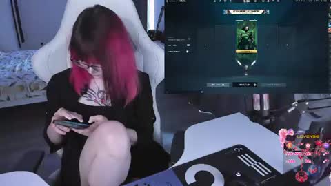 Snapshot of yumi_youkai chatting on June 18, 8:25 am Yumi 3 online show from June 18, 8:25 am