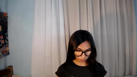 Snapshot of yumiexx chatting on June 29, 10:15 am CALL ME YUMLEXX online show from June 29, 10:15 am