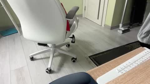 Alex online show from January 5, 5:27 pm