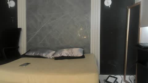 Snapshot of yummyduo chatting on January 25, 5:08 pm Yummyduo online show from January 25, 5:08 pm