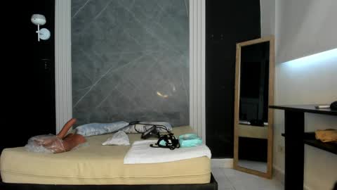 Snapshot of yummyduo chatting on February 1, 12:16 pm Yummyduo online show from February 1, 12:16 pm