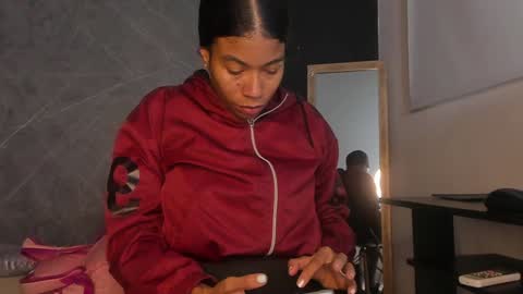 Snapshot of yummyduo chatting on February 5, 12:06 pm Yummyduo online show from February 5, 12:06 pm