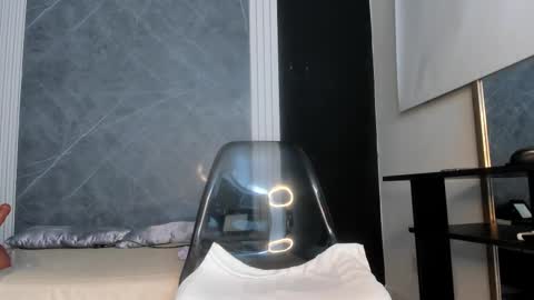 Snapshot of yummyduo chatting on February 16, 8:32 am Yummyduo online show from February 16, 8:32 am