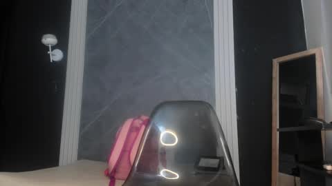 Snapshot of yummyduo chatting on February 24, 5:20 pm Yummyduo online show from February 24, 5:20 pm