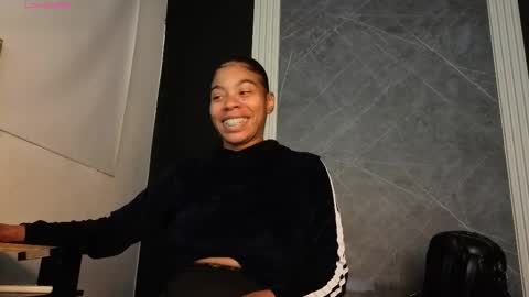 Snapshot of yummyduo chatting on November 26, 12:06 pm Yummyduo online show from November 26, 12:06 pm