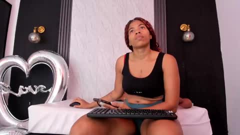 Yummyduo online show from May 24, 12:10 pm