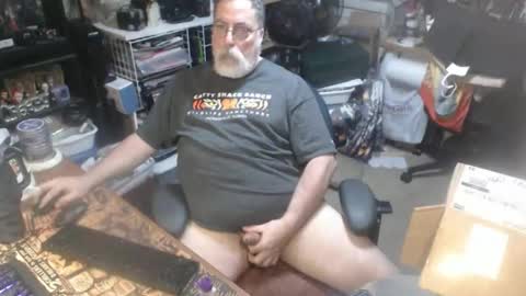 yummyflguy online show from June 8, 5:24 pm