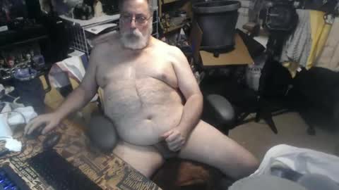 yummyflguy online show from June 15, 9:06 pm