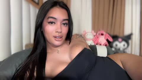 Goddes Renalyn online show from December 14, 7:03 am