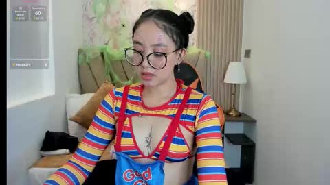 Snapshot of yuna__min chatting on October 17, 8:11 pm Yuna  online show from October 17, 8:11 pm