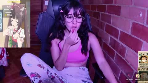 yuna_pink666 online show from May 6, 2:40 am