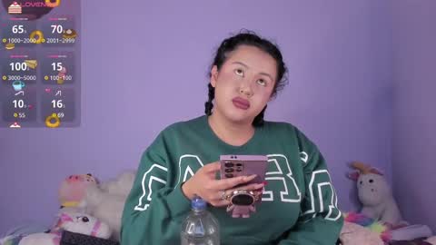 yunahott_ online show from March 2, 6:37 am