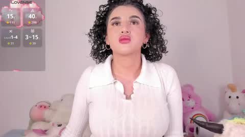 Snapshot of yunahott_ chatting on May 17, 4:32 am yunahott_ online show from May 17, 4:32 am