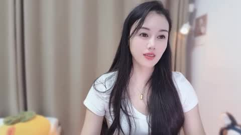 Snapshot of yuner0715 chatting on November 25, 3:12 pm YunEr online show from November 25, 3:12 pm