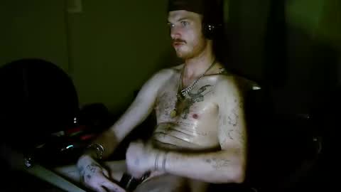 YUNG kye online show from December 1, 4:23 pm