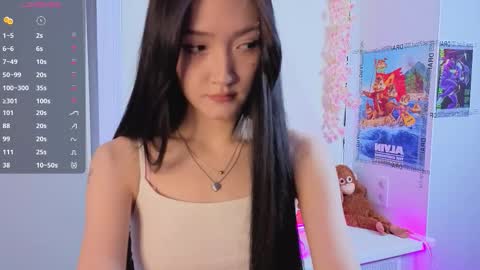 yung_leana online show from March 21, 5:27 pm