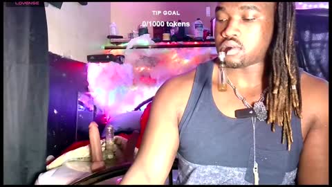 Snapshot of yungbbcbro chatting on January 1, 3:24 pm Octavian online show from January 1, 3:24 pm