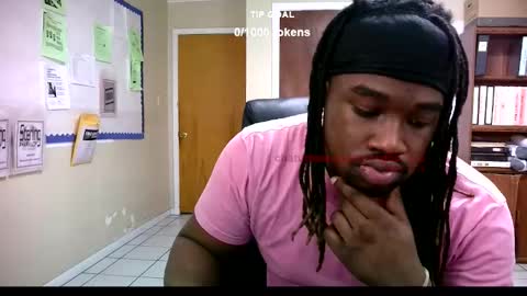 Snapshot of yungbbcbro chatting on February 9, 5:40 am Octavian online show from February 9, 5:40 am