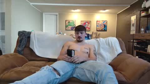 Snapshot of yungbul1 chatting on December 3, 9:24 pm yungbul1 online show from December 3, 9:24 pm