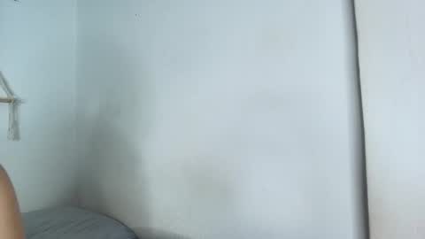 Snapshot of yungelitamor_ chatting on March 11, 4:54 am ELITA online show from March 11, 4:54 am