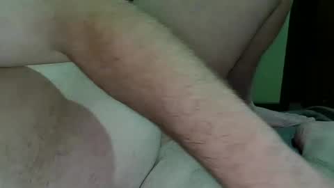 Snapshot of yunginhung12 chatting on December 20, 8:43 am yunginhung12 online show from December 20, 8:43 am