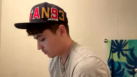 yungstudbev online show from January 6, 7:20 am