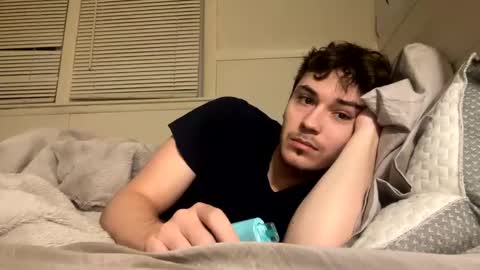 yungstudbev online show from January 21, 11:13 am