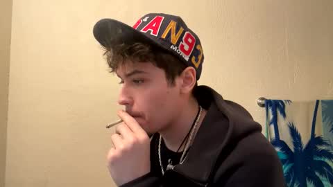 yungstudbev online show from January 31, 8:12 pm