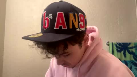 yungstudbev online show from February 2, 6:48 am