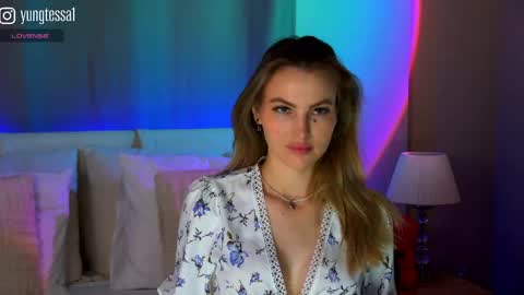 Tessa online show from June 9, 10:38 am