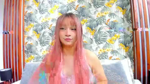 Yuri Kay online show from April 20, 8:10 pm