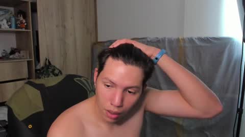 yurii_moody online show from February 6, 5:46 am