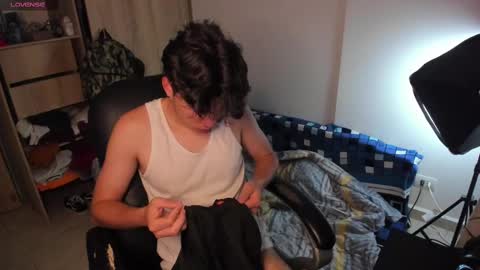 yurii_moody online show from October 5, 11:46 pm