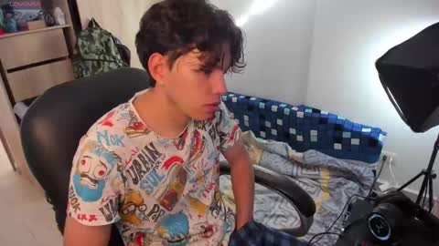 yurii_moody online show from October 6, 9:01 pm