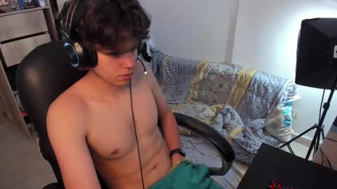 yurii_moody online show from October 16, 6:53 pm