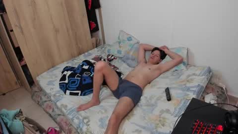 yurii_moody online show from December 22, 1:46 am