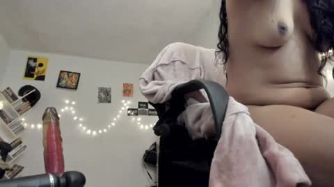 paola online show from February 3, 2:03 am