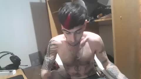 Yuumi online show from October 16, 8:15 am