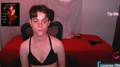 Snapshot of yuyito15 chatting on November 30, 1:20 am Yuyu online show from November 30, 1:20 am