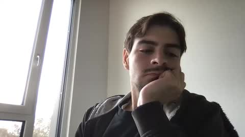 yvesbunnny online show from November 21, 8:24 am