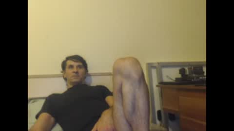 yvesstorm5 online show from January 4, 4:22 pm