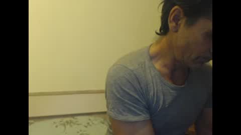 yvesstorm5 online show from January 5, 3:45 pm